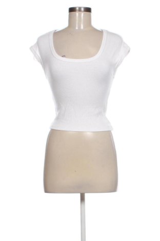 Bluză de femei Pull&Bear, Mărime M, Culoare Alb, Preț 83,99 Lei, #136944250