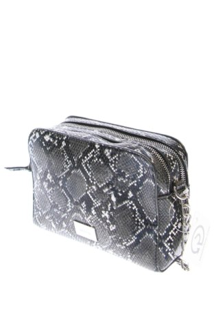 Damentasche Bershka, Farbe Mehrfarbig, Preis € 9,99, #136877713