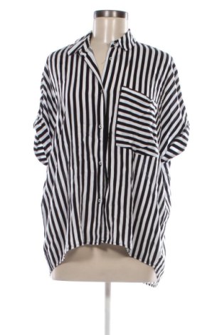 Dámska košeľa  Stradivarius, Veľkosť L, Farba Viacfarebná, Cena  9,95 €, #136825370