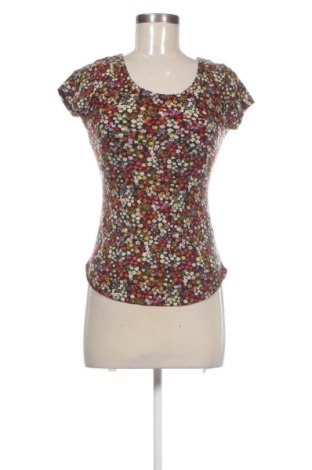 Tricou de femei Unbranded, Mărime XS, Culoare Multicolor, Preț 41,71 Lei, #136851036