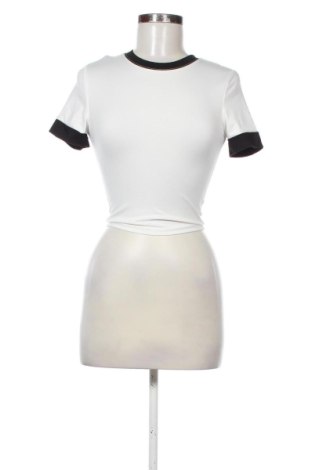 Γυναικείο t-shirt SHEIN, Μέγεθος S, Χρώμα Πολύχρωμο, Τιμή 8,00 €, #136890018