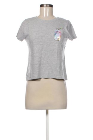 Tricou de femei Unbranded, Mărime M, Culoare Gri, Preț 36,49 Lei, #136905934