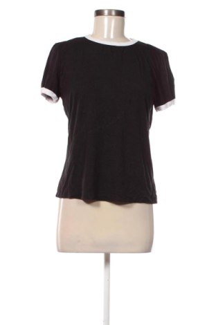 Γυναικείο t-shirt Studio, Μέγεθος M, Χρώμα Πολύχρωμο, Τιμή 10,99 €, #136906662