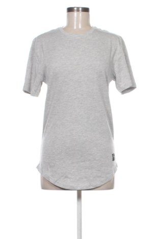 Γυναικείο t-shirt Only & Sons, Μέγεθος M, Χρώμα Γκρί, Τιμή 11,99 €, #136941812