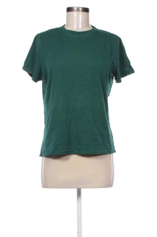 Γυναικείο t-shirt FSBN Sister, Μέγεθος M, Χρώμα Πράσινο, Τιμή 7,99 €, #136955646