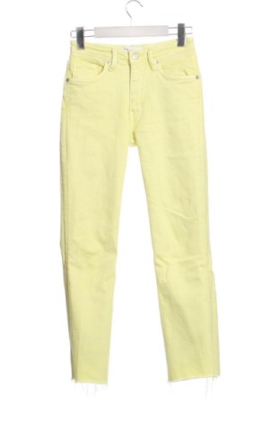 Blugi de femei Zara, Mărime XS, Culoare Galben, Preț 95,34 Lei, #136750507