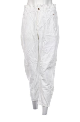 Damen Jeans Zara, Größe L, Farbe Weiß, Preis 14,99 €, #136832092