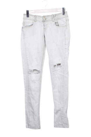 Női farmernadrág Bershka, Méret M, Szín Szürke, Ár 3 259 Ft, #136834047
