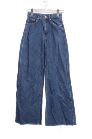 Blugi de femei Bershka, Mărime XXS, Culoare Albastru, Preț 54,99 Lei, #136834865