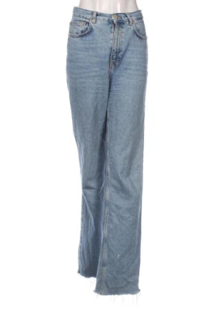 Дамски дънки Pull&Bear, Размер M, Цвят Син, Цена 12,32 €, #136858348