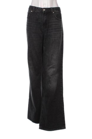 Dámské džíny  Stradivarius, Velikost XL, Barva Černá, Cena  495,00 Kč, #136873414