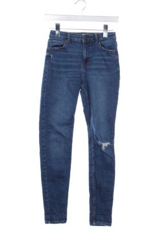 Дамски дънки Bershka, Размер XS, Цвят Син, Цена 10,00 €, #136881001