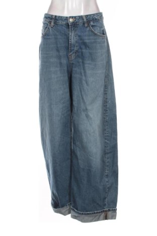 Damskie jeansy Zara, Rozmiar L, Kolor Niebieski, Cena 85,74 zł, #136896632