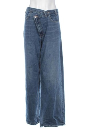 Blugi de femei Zara, Mărime L, Culoare Albastru, Preț 104,26 Lei, #136908810