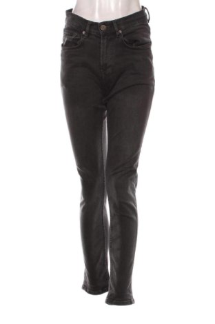 Blugi de femei Zara, Mărime M, Culoare Negru, Preț 67,77 Lei, #136917043