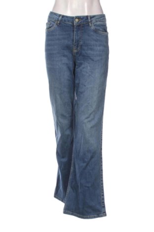 Damskie jeansy Vero Moda, Rozmiar M, Kolor Niebieski, Cena 75,02 zł, #136859516