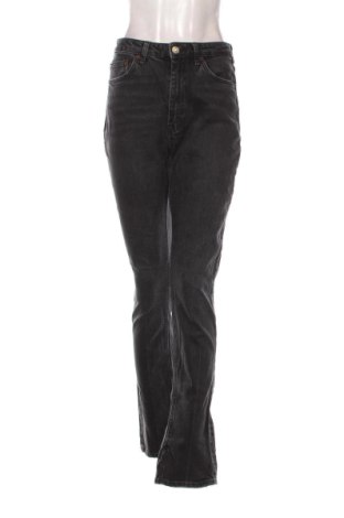 Дамски дънки Zara, Размер S, Цвят Черен, Цена 15,00 €, #136863131