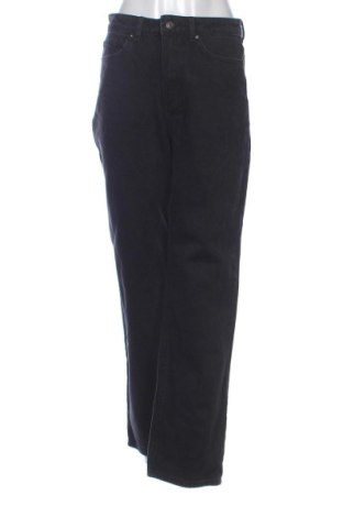 Дамски дънки Bershka, Размер S, Цвят Черен, Цена 15,00 €, #136878707