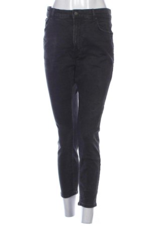 Γυναικείο Τζίν Pull&Bear, Μέγεθος XL, Χρώμα Μαύρο, Τιμή 27,68 €, #136891329