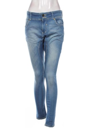 Damskie jeansy Bershka, Rozmiar XL, Kolor Niebieski, Cena 118,90 zł, #136919381