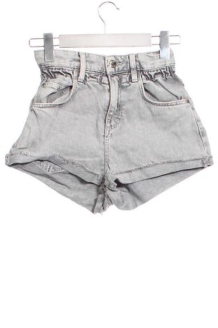 Γυναικείο κοντό παντελόνι Bershka, Μέγεθος XS, Χρώμα Γκρί, Τιμή 10,00 €, #136748805