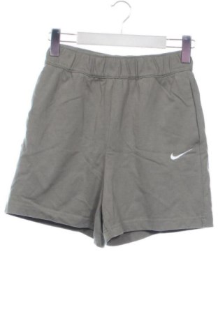 Γυναικείο κοντό παντελόνι Nike, Μέγεθος XS, Χρώμα Γκρί, Τιμή 19,99 €, #136847531