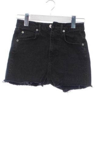 Дамски къс панталон Pull&Bear, Размер XS, Цвят Черен, Цена 9,99 €, #136858589