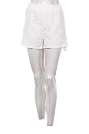 Дамски къс панталон SHEIN, Размер S, Цвят Бял, Цена 9,00 €, #136883145