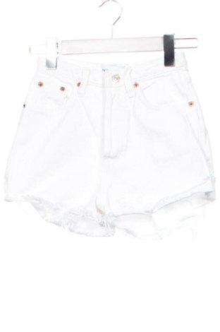 Γυναικείο κοντό παντελόνι Zara, Μέγεθος XXS, Χρώμα Λευκό, Τιμή 10,00 €, #136889895