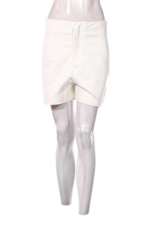 Pantaloni scurți de femei Stradivarius, Mărime M, Culoare Alb, Preț 51,99 Lei, #135997385