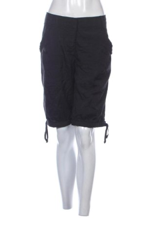 Pantaloni scurți de femei Adidas, Mărime XL, Culoare Negru, Preț 157,86 Lei, #136862276