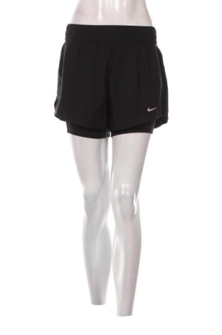 Dámské kraťasy  Nike, Velikost S, Barva Černá, Cena  759,00 Kč, #136877219