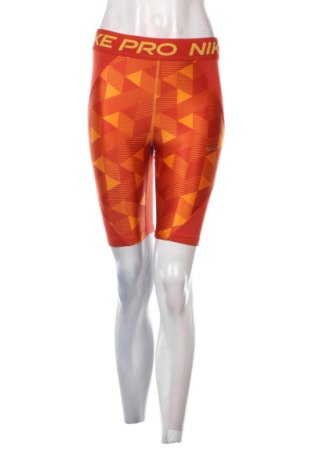 Дамски клин Nike, Размер M, Цвят Многоцветен, Цена 20,52 €, #136873776