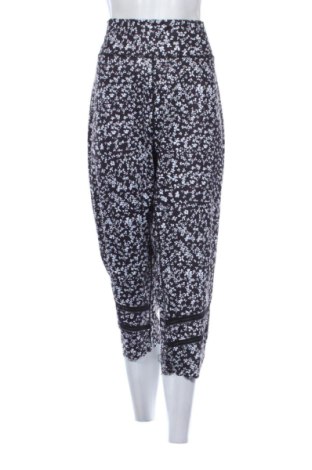 Női leggings Taking Shape, Méret XL, Szín Sokszínű, Ár 4 329 Ft, #136948397