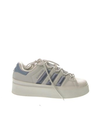 Дамски обувки Adidas Originals, Размер 40, Цвят Екрю, Цена 56,24 €, #136772418
