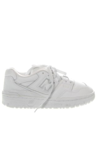 Дамски обувки New Balance, Размер 38, Цвят Бял, Цена 80,78 €, #136899599