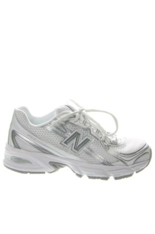 Дамски обувки New Balance, Размер 35, Цвят Бял, Цена 70,55 €, #136917201