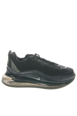 Дамски обувки Nike, Размер 37, Цвят Многоцветен, Цена 82,82 €, #136886219