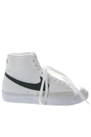 Дамски обувки Nike, Размер 37, Цвят Бял, Цена 104,81 €, #136915851