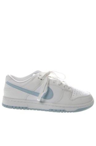 Дамски обувки Nike, Размер 40, Цвят Бял, Цена 104,81 €, #136916074