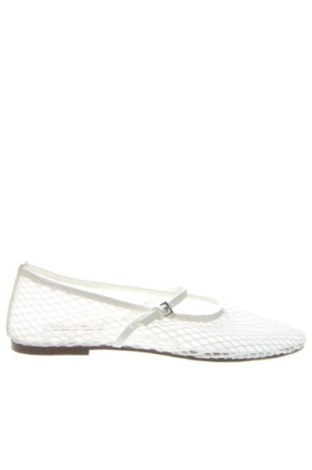 Дамски обувки Steve Madden, Размер 37, Цвят Бял, Цена 73,11 €, #136865218