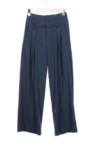 Damskie spodnie Bershka, Rozmiar XS, Kolor Niebieski, Cena 44,99 zł, #136829573