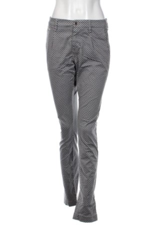 Pantaloni de femei Guess, Mărime XL, Culoare Multicolor, Preț 166,99 Lei, #136835297