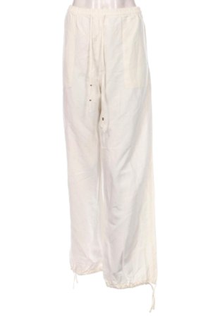 Pantaloni de femei H&M, Mărime L, Culoare Ecru, Preț 93,84 Lei, #136876518