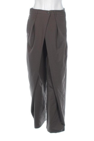 Damskie spodnie Bershka, Rozmiar S, Kolor Brązowy, Cena 48,23 zł, #136891659