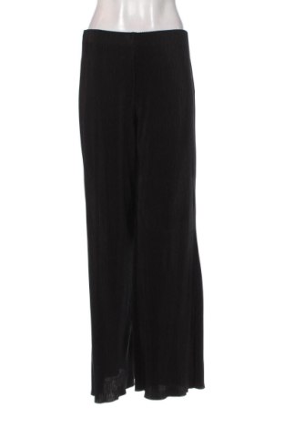 Damskie spodnie Bershka, Rozmiar M, Kolor Czarny, Cena 75,02 zł, #136902085