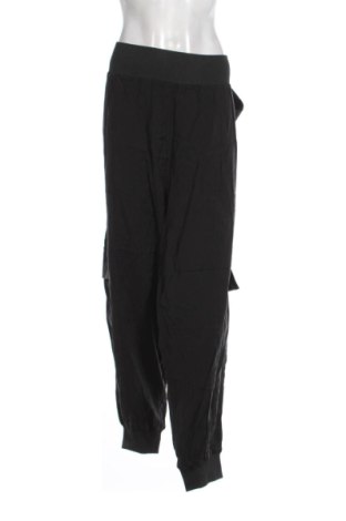 Pantaloni de femei City Chic, Mărime XXL, Culoare Negru, Preț 179,99 Lei, #136947070