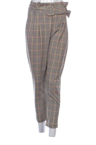 Pantaloni de femei Bershka, Mărime S, Culoare Multicolor, Preț 78,20 Lei, #136882359