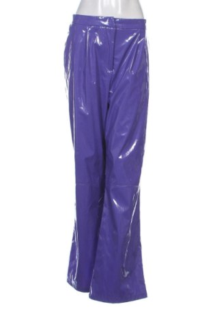 Damskie spodnie Katy Perry exclusive for ABOUT YOU, Rozmiar XL, Kolor Fioletowy, Cena 123,25 zł, #136863278
