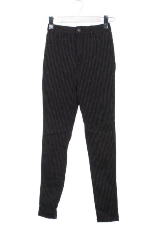 Pantaloni de femei Cropp, Mărime S, Culoare Multicolor, Preț 78,20 Lei, #136829384